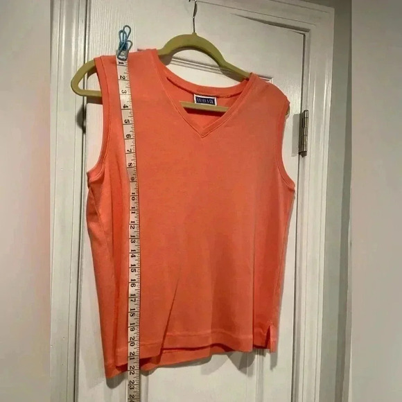 VTG Erika & Co Lightweight Soft Knit Sweater Vest Orange Sleeveless Top Size M - Picture 6 of 10